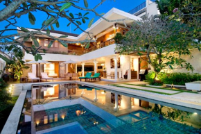 Villa Champa - Family Friendly Accessible villa inc Pool Fence and Car and Driver